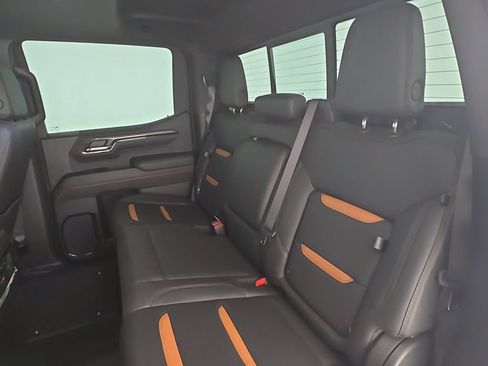 Used 2024 GMC Sierra 1500 AT4 w/ Technology Package AWD/4WD image 31