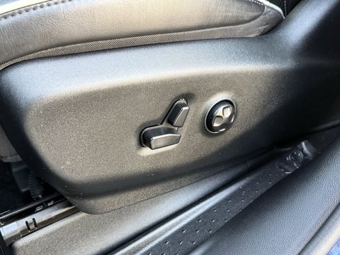 Used 2020 Ford Escape SEL image 15