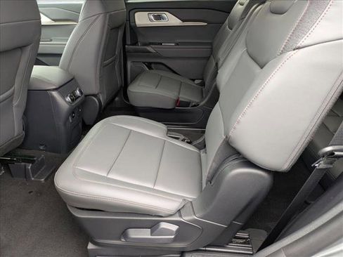 New 2026 Ford Explorer Active image 14