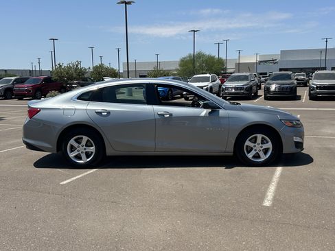Certified 2024 Chevrolet Malibu LT FWD image 6