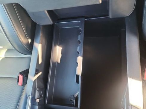 Used 2023 Ford F150 Lightning Lariat image 27