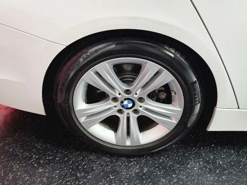 Used 2018 BMW 328d Sedan RWD image 17