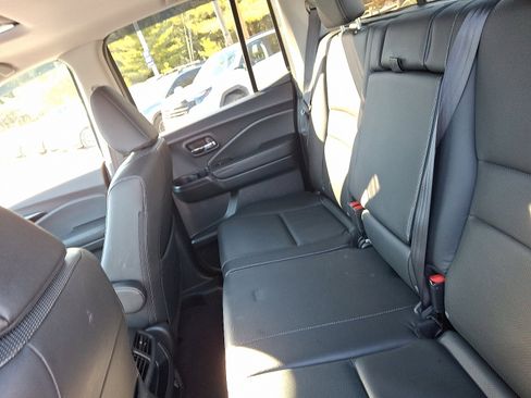 Used 2019 Honda Ridgeline RTL-E image 18