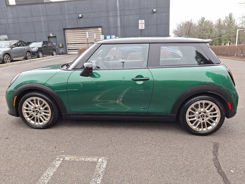 Certified 2025 MINI Cooper S image 8