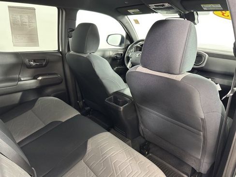 Used 2023 Toyota Tacoma TRD Sport image 27