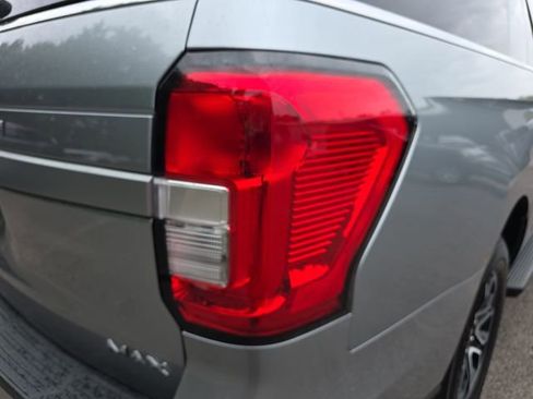 Used 2024 Ford Expedition Max XLT RWD image 19