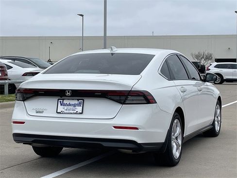 Certified 2025 Honda Accord LX image 4