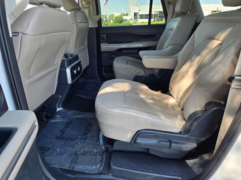 Used 2024 Ford Expedition Max Limited AWD/4WD image 10