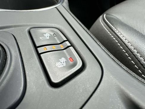 Used 2024 GMC Terrain SLT w/ LPO, Floor Liner Package image 45