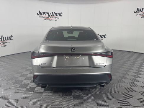 Used 2023 Lexus IS 300 w/ Comfort Package RWD image 8