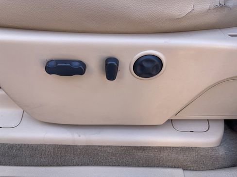 Used 2013 Chevrolet Silverado 1500 LTZ w/ LTZ Plus Package image 15