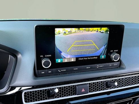 Used 2025 Honda Civic Sport image 13