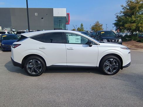New 2026 Nissan Murano SL AWD/4WD image 2