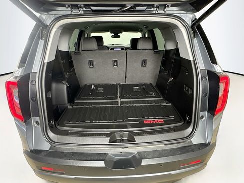 Used 2020 GMC Acadia AT4 w/ LPO, 'HIT The Road' Package AWD/4WD image 24