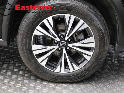 Used 2023 Nissan Rogue SV AWD/4WD image 31