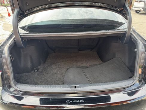 Used 2016 Lexus IS 350 RWD image 16
