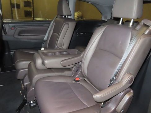 Used 2019 Honda Odyssey Elite image 23