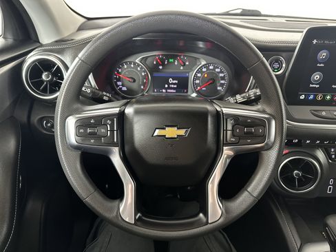 Used 2024 Chevrolet Blazer LT w/ Convenience Package FWD image 15