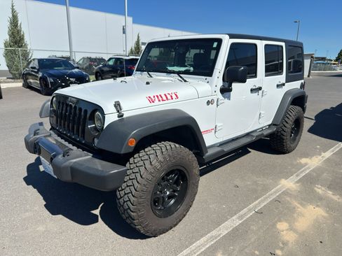 Used 2015 Jeep Wrangler Unlimited Sport AWD/4WD image 1