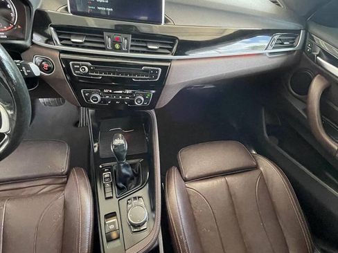 Used 2018 BMW X1 sDrive28i FWD image 3