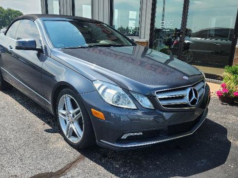 Used 2011 Mercedes-Benz E 350 Cabriolet image 3