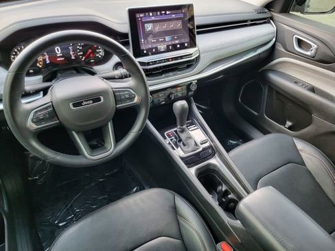 Certified 2022 Jeep Compass Latitude image 38