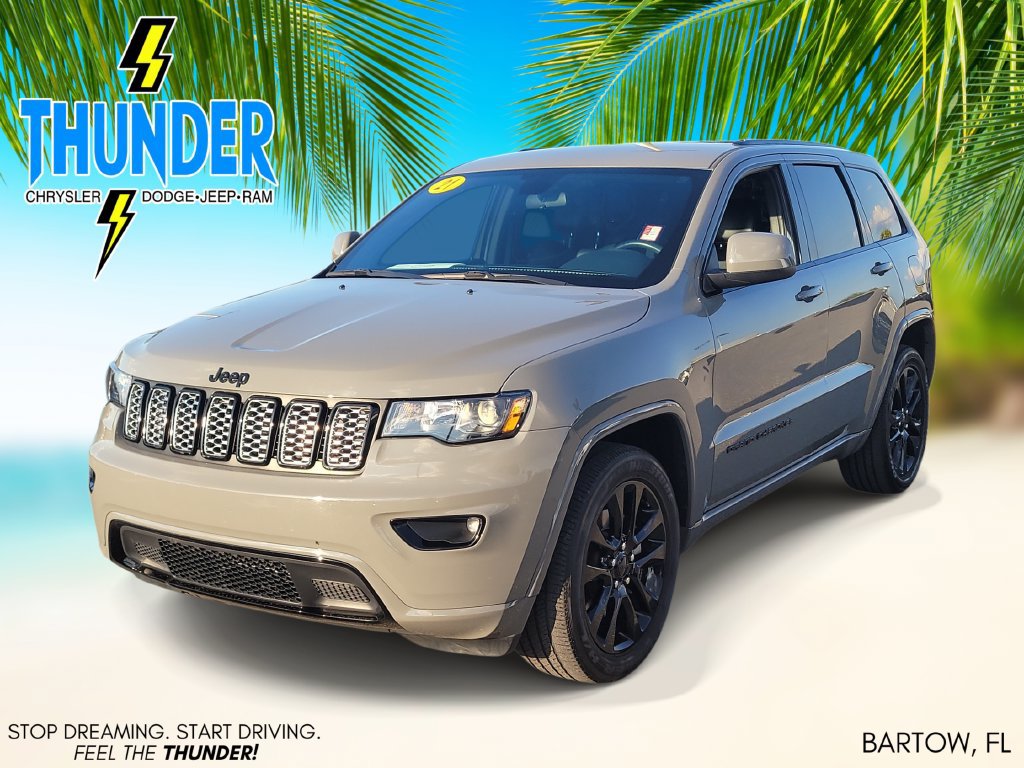 Used 2021 Jeep Grand Cherokee Laredo X RWD image 2