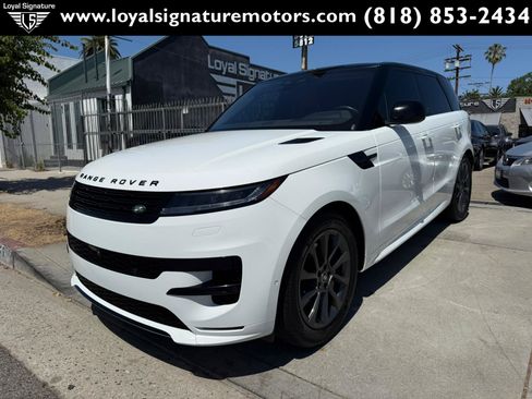 Used 2023 Land Rover Range Rover Sport SE Dynamic AWD/4WD image 3