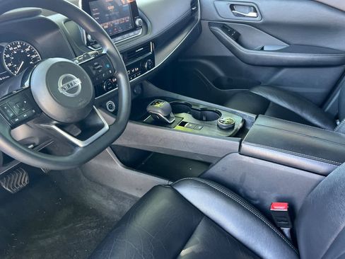 Used 2021 Nissan Rogue SV AWD/4WD image 14