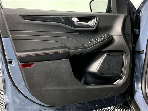 Used 2025 Ford Escape ST-Line FWD image 23