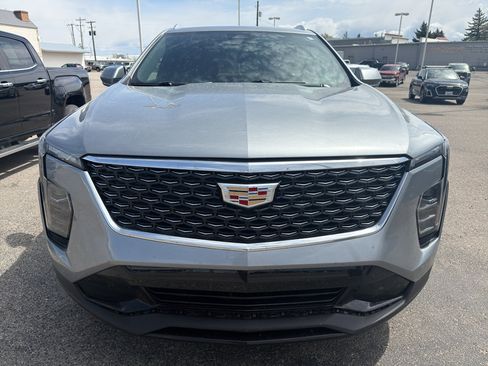 Used 2024 Cadillac XT4 Premium Luxury AWD/4WD image 5