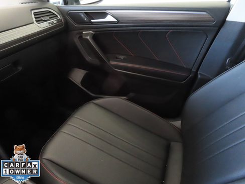 Used 2024 Volkswagen Tiguan Wolfsburg Edition image 21