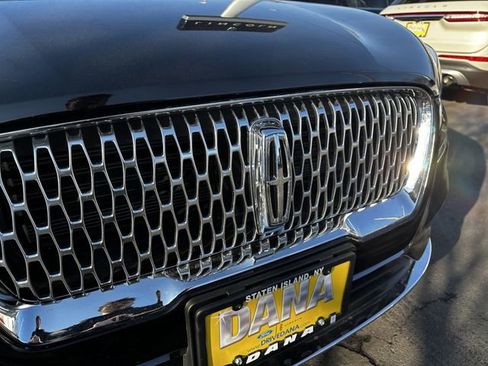 Certified 2022 Lincoln Corsair AWD w/ Equipment Group 101A image 10