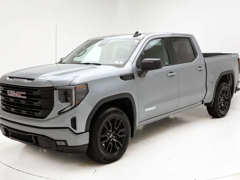Used 2024 GMC Sierra 1500 Elevation image 2
