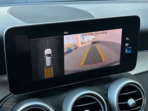 Used 2021 Mercedes-Benz GLC 300 GLC 300 image 18