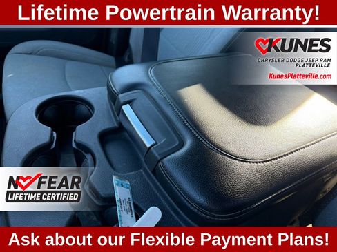 Used 2024 RAM 3500 Big Horn image 27