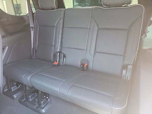 Used 2025 Chevrolet Tahoe Premier w/ Sun And Tow Package AWD/4WD image 46