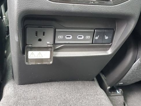 New 2026 Jeep Grand Cherokee Limited AWD/4WD image 12