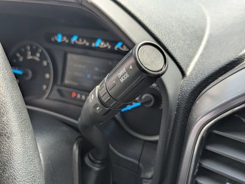 Used 2019 Ford F150 XLT w/ Equipment Group 302A Luxury AWD/4WD image 15