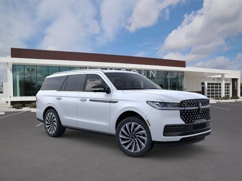 New 2025 Lincoln Navigator Black Label AWD/4WD image 7