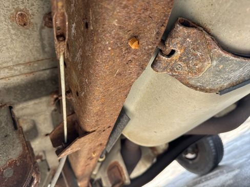 Used 2006 Ford E-250 and Econoline 250 Commercial image 24