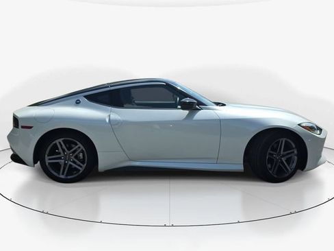 Used 2024 Nissan Z Sport w/ Floor Mat Package RWD image 4