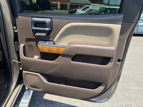 Used 2014 GMC Sierra 1500 SLE w/ SLE Value Package AWD/4WD image 16