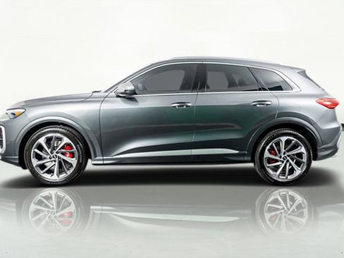 Used 2025 Audi SQ5 Premium Plus image 17