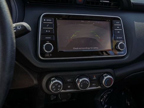 Used 2024 Nissan Kicks S image 28