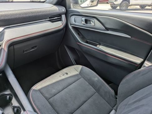 Used 2025 Ford Explorer ST AWD/4WD image 20
