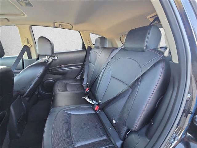 Used 2012 Nissan Rogue SL AWD/4WD image 18