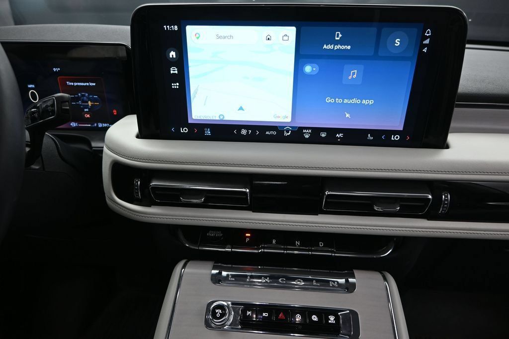 Used 2025 Lincoln Aviator Reserve w/ Luxury Package RWD image 28