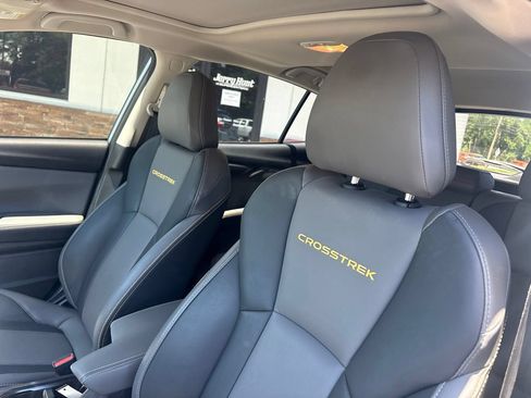 Used 2022 Subaru Crosstrek 2.5i Sport w/ Moonroof Package AWD/4WD image 3