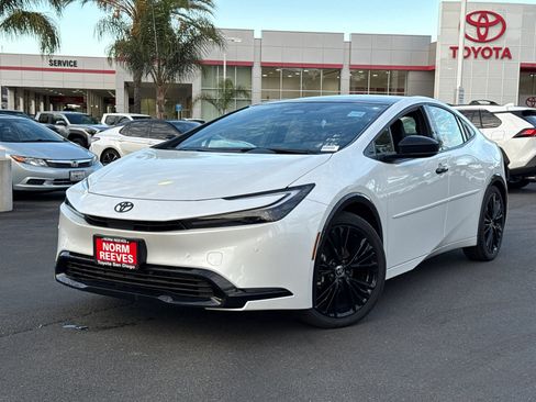 New 2026 Toyota Prius image 2